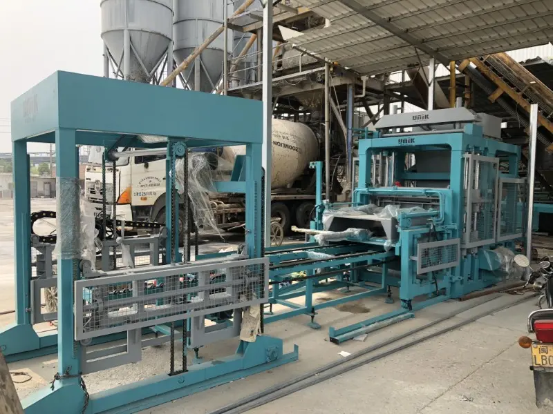 مینوفیکچرنگ انڈسٹری میں سیمنٹ بلاک مشینوں کے بارے میں آپ سب کو جاننے کی ضرورت ہے